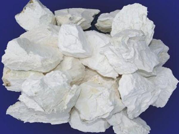 采購氫氧化鈣必看：高比表面積產(chǎn)品為什么更劃算？